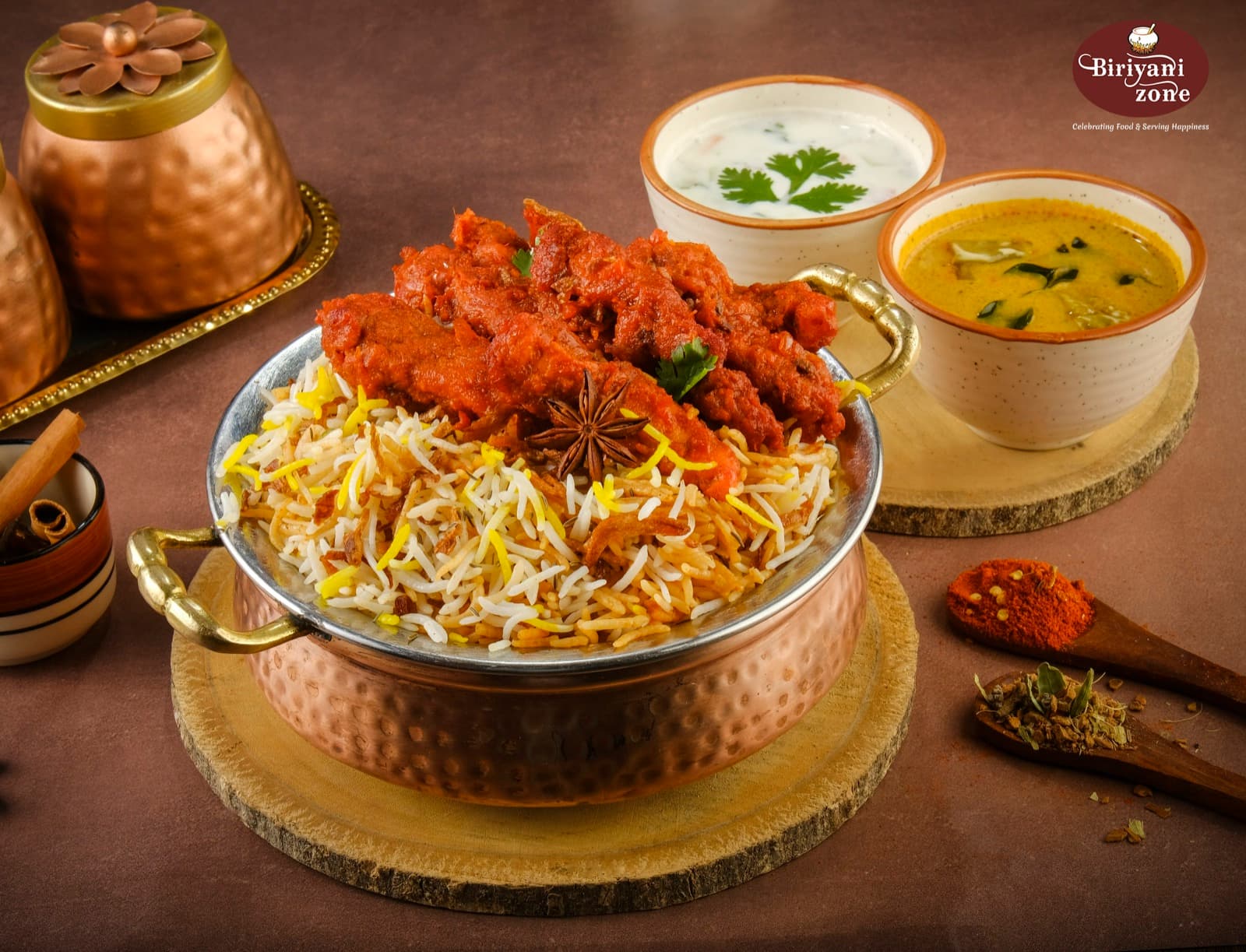 Hyderabadi Chicken Biriyani (Boneless)
